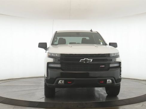 Used 2022 Chevrolet Silverado 1500 LT Trail Boss image 12