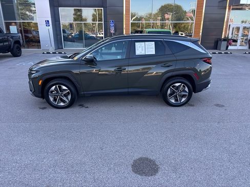 Used 2025 Hyundai Tucson SEL AWD/4WD image 2
