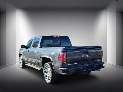 Used 2018 GMC Sierra 1500 Denali w/ Denali Ultimate Package image 3