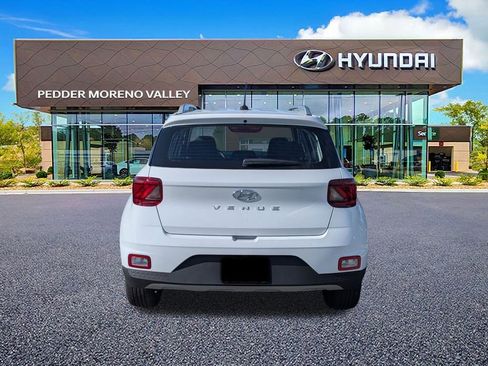 New 2026 Hyundai Venue SEL image 4