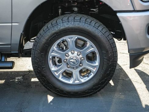 Used 2022 RAM 3500 Big Horn w/ Level A Equipment Group AWD/4WD image 11