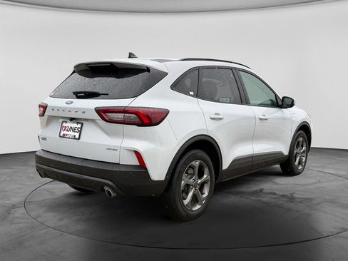 Used 2025 Ford Escape ST-Line Select AWD/4WD image 9