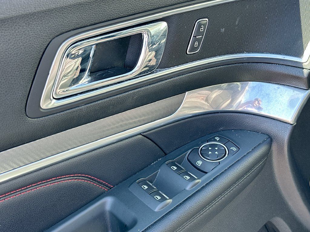 Used 2019 Ford Explorer Sport AWD/4WD image 21