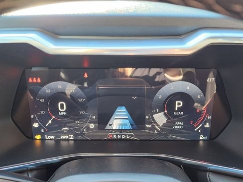 New 2026 GMC Canyon Elevation w/ Convenience Package image 25