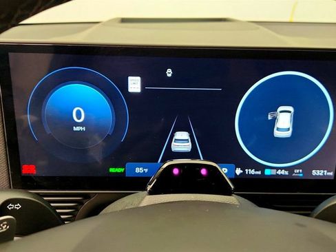 Used 2025 Hyundai Ioniq 5 Limited RWD image 14