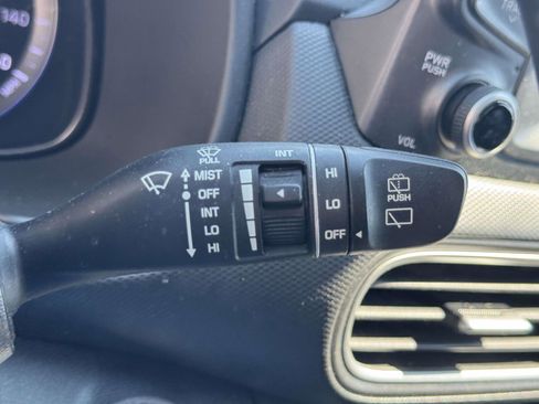 Used 2020 Hyundai Kona SEL image 21