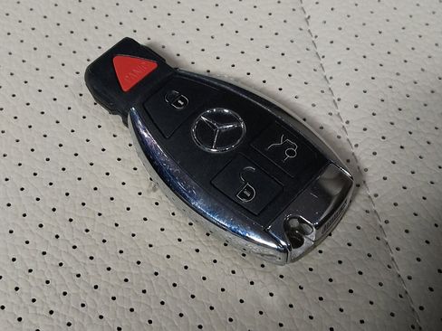 Used 2019 Mercedes-Benz GLC 300 image 32
