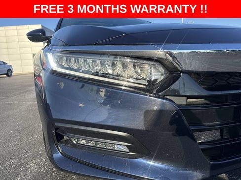 Used 2018 Honda Accord Touring image 33