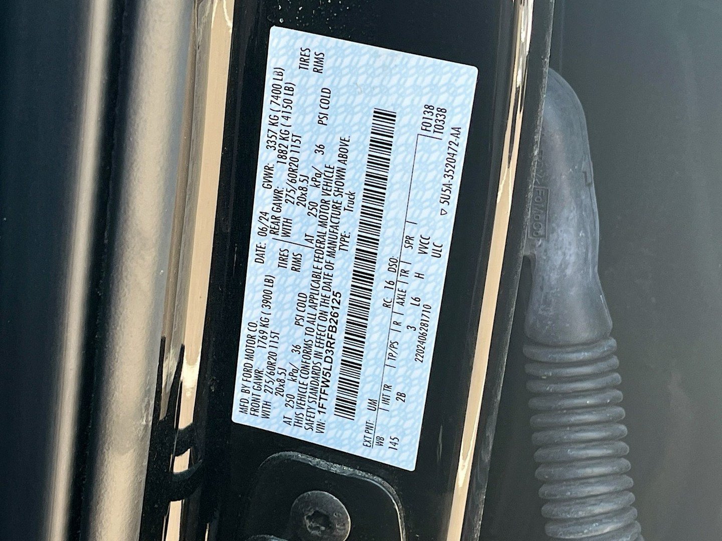 Used 2024 Ford F150 Lariat w/ FX4 Off-Road Package AWD/4WD image 33