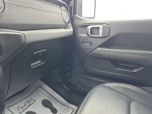 Used 2021 Jeep Wrangler Unlimited Sahara w/ Safety Group image 19