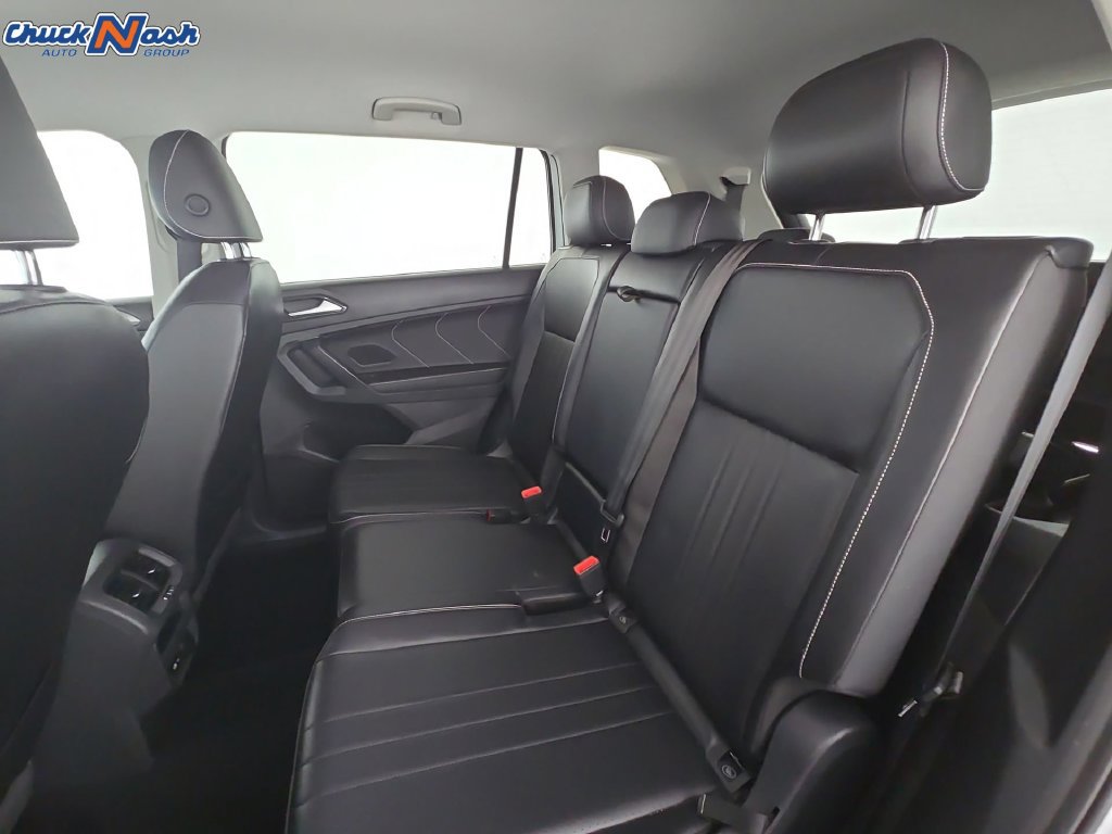Used 2022 Volkswagen Tiguan SE FWD image 29