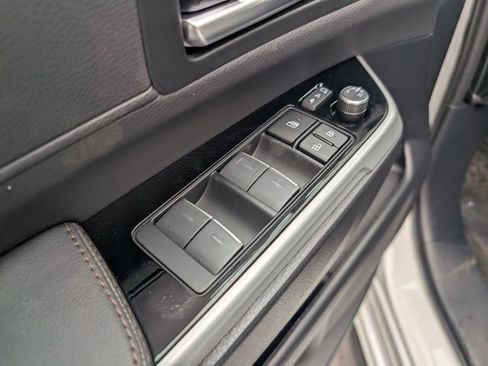 New 2026 Toyota Sienna Platinum image 14