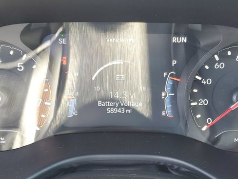 Used 2024 Jeep Compass Latitude AWD/4WD image 14