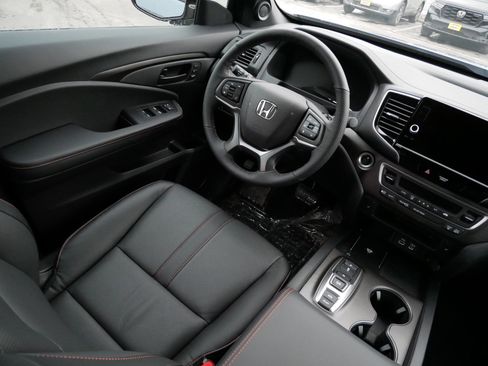 Certified 2026 Honda Ridgeline TrailSport image 9