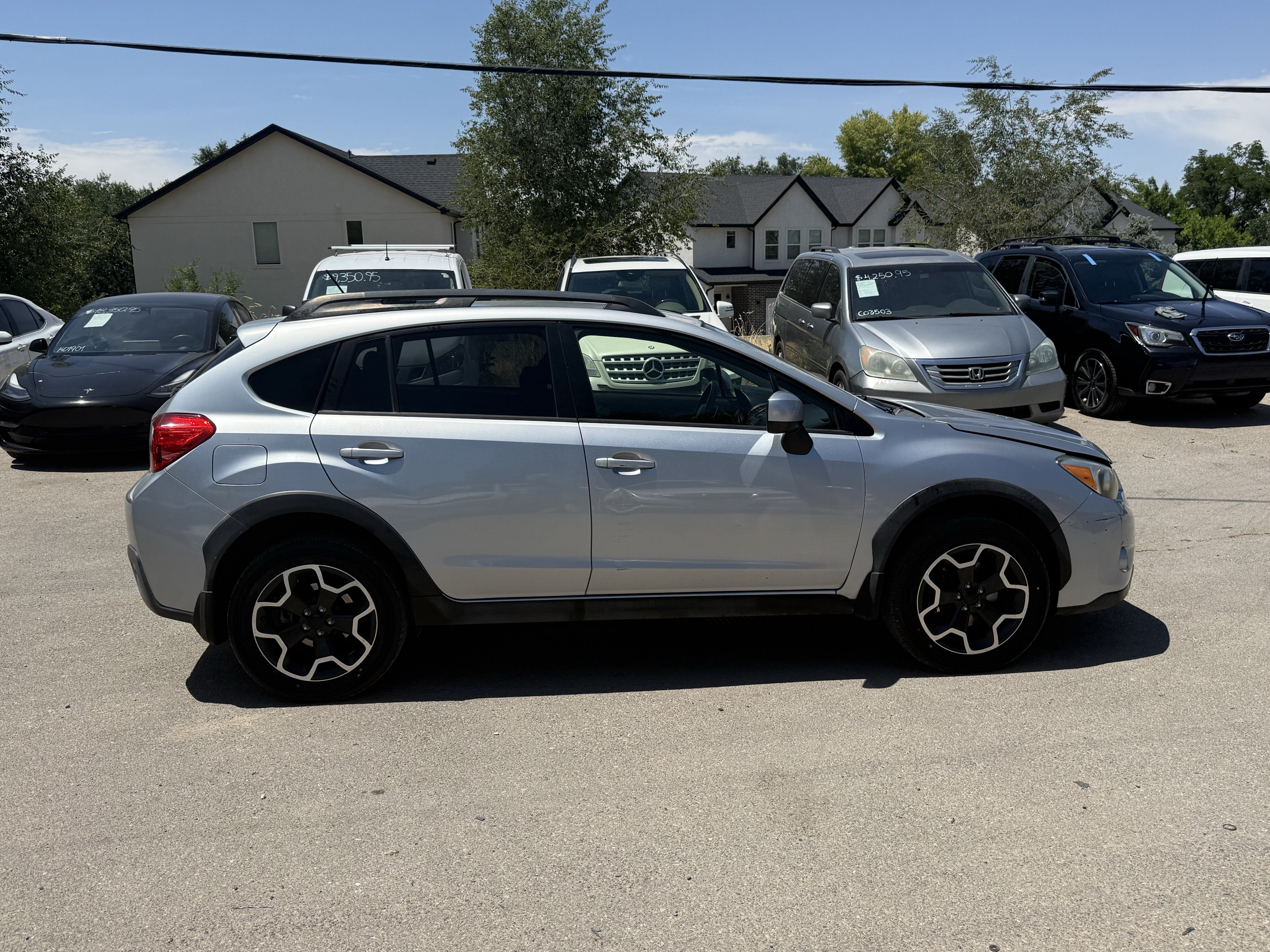 Used 2013 Subaru Crosstrek 2.0i Premium w/ Popular Pkg 2 AWD/4WD image 3