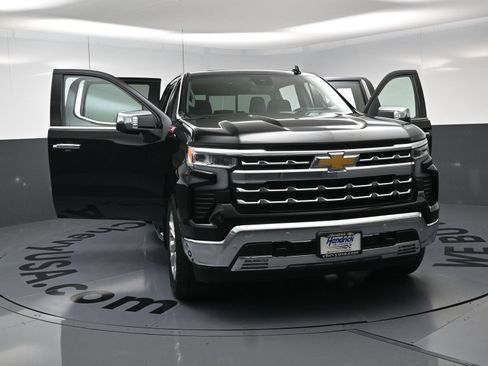 Used 2025 Chevrolet Silverado 1500 LTZ w/ LTZ Premium Package AWD/4WD image 24