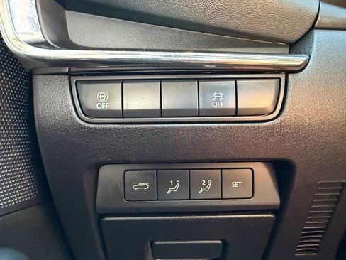 Used 2023 MAZDA MAZDA3 s FWD image 28