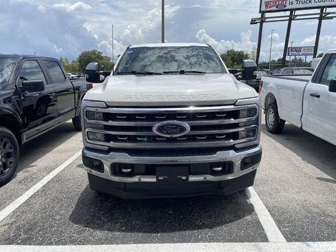 Used 2023 Ford F250 Lariat w/ Lariat Ultimate Package AWD/4WD image 2