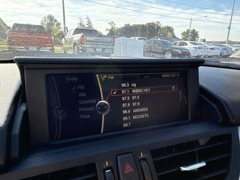 Used 2013 BMW Z4 sDrive35i image 12