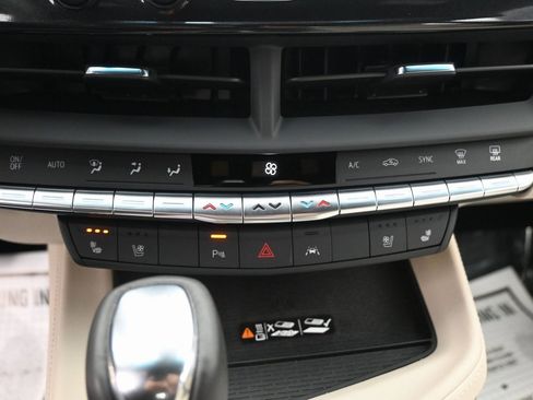 Used 2025 Cadillac CT4 Premium Luxury image 14