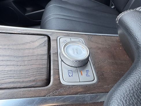 Used 2024 Genesis GV80 2.5T image 24