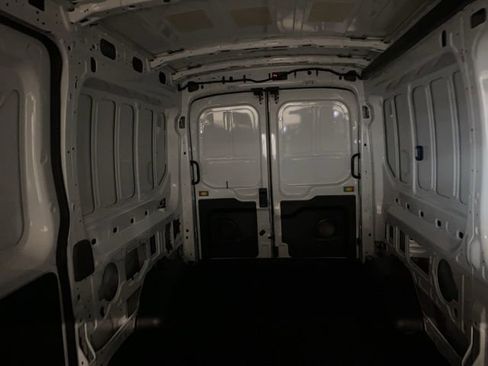 Used 2023 Ford Transit 250 Medium Roof AWD image 22