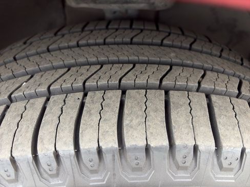 Used 2019 GMC Terrain Denali w/ Advanced Safety Package image 10