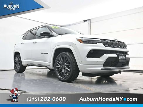 Used 2022 Jeep Compass High Altitude AWD/4WD image 18