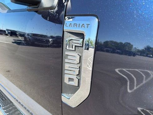 Used 2021 Ford F350 Lariat w/ Lariat Value Package AWD/4WD image 5