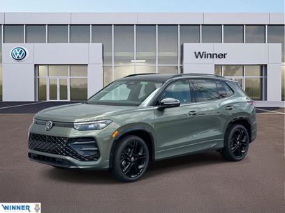 New 2026 Volkswagen Tiguan SE R-Line