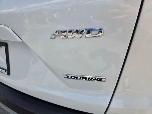 Used 2019 Honda CR-V Touring image 14