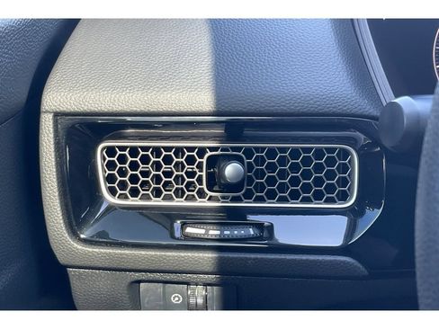 Used 2023 Honda Civic LX image 27