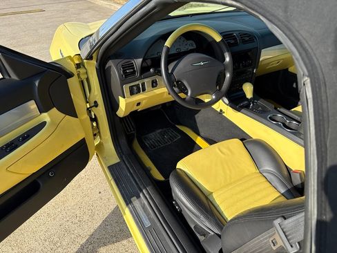 Used 2002 Ford Thunderbird RWD image 16