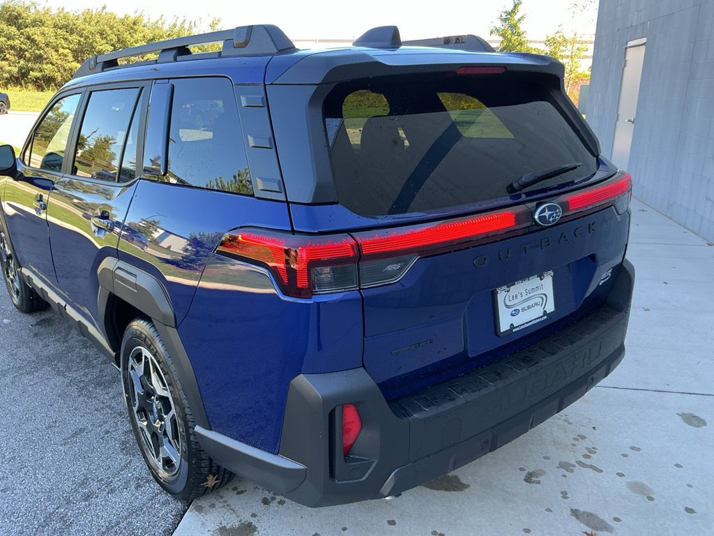 New 2026 Subaru Outback Touring AWD/4WD image 9