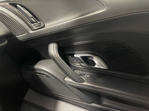 Used 2020 Audi R8 V10 performance image 23