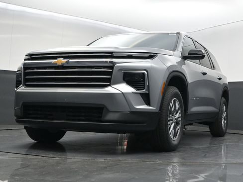 New 2026 Chevrolet Traverse LT w/ Driver Confidence Package FWD image 42