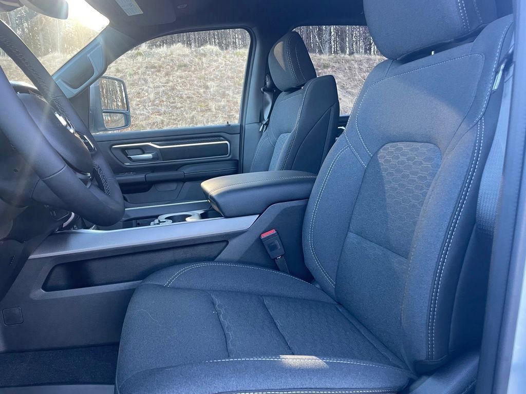 New 2026 RAM 1500 Big Horn AWD/4WD image 12