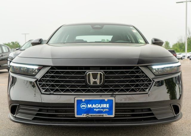 Used 2023 Honda Accord EX image 3