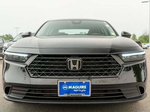 Used 2023 Honda Accord EX image 3