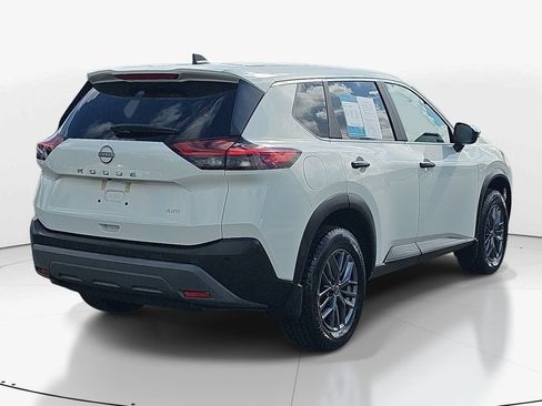Used 2023 Nissan Rogue S AWD/4WD image 6