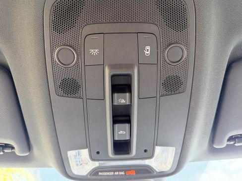 Used 2020 Audi Q3 2.0T Premium Plus w/ Premium Plus Package image 16