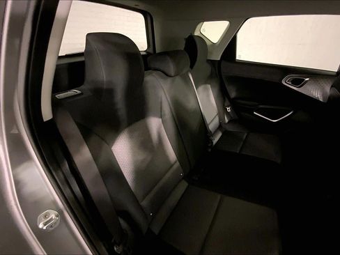 Used 2025 Kia Soul LX w/ LX Technology Package image 23