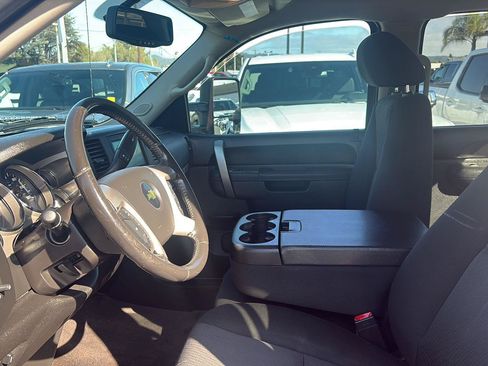 Used 2013 Chevrolet Silverado 2500 LT w/ Interior Plus Package AWD/4WD image 12