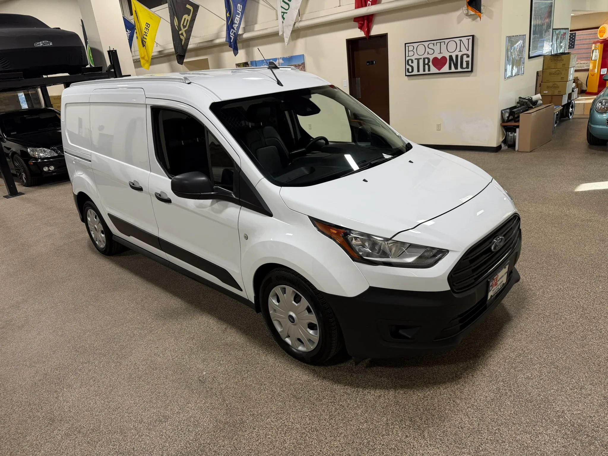Used 2022 Ford Transit Connect XL FWD image 13
