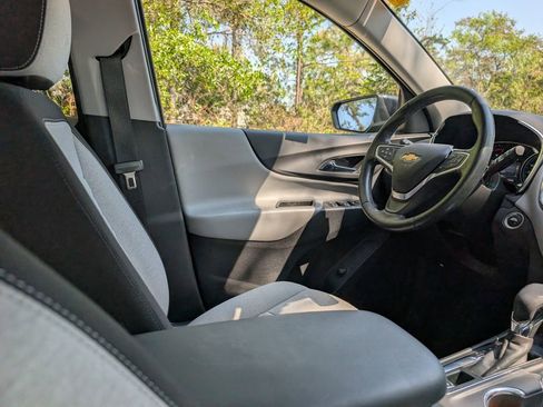 Used 2023 Chevrolet Equinox LT image 14