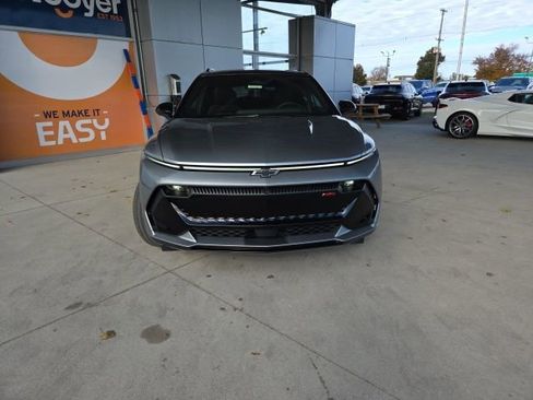 New 2026 Chevrolet Equinox EV RS image 2