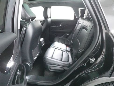 Used 2022 Lincoln Corsair AWD w/ Premium Package image 27