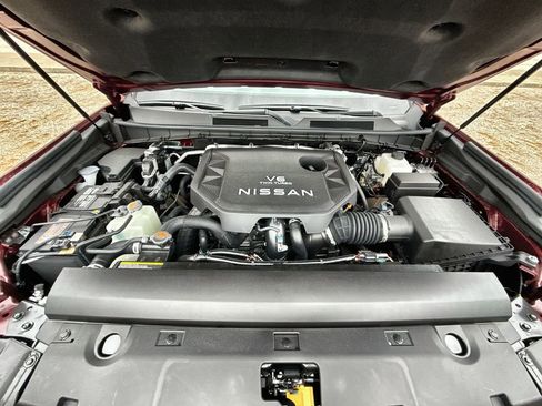 New 2025 Nissan Armada SL w/ Captain's Chari Seat Package image 17