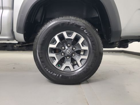 Used 2023 Toyota Tacoma TRD Sport image 10