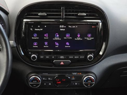 Used 2022 Kia Soul Turbo FWD image 14